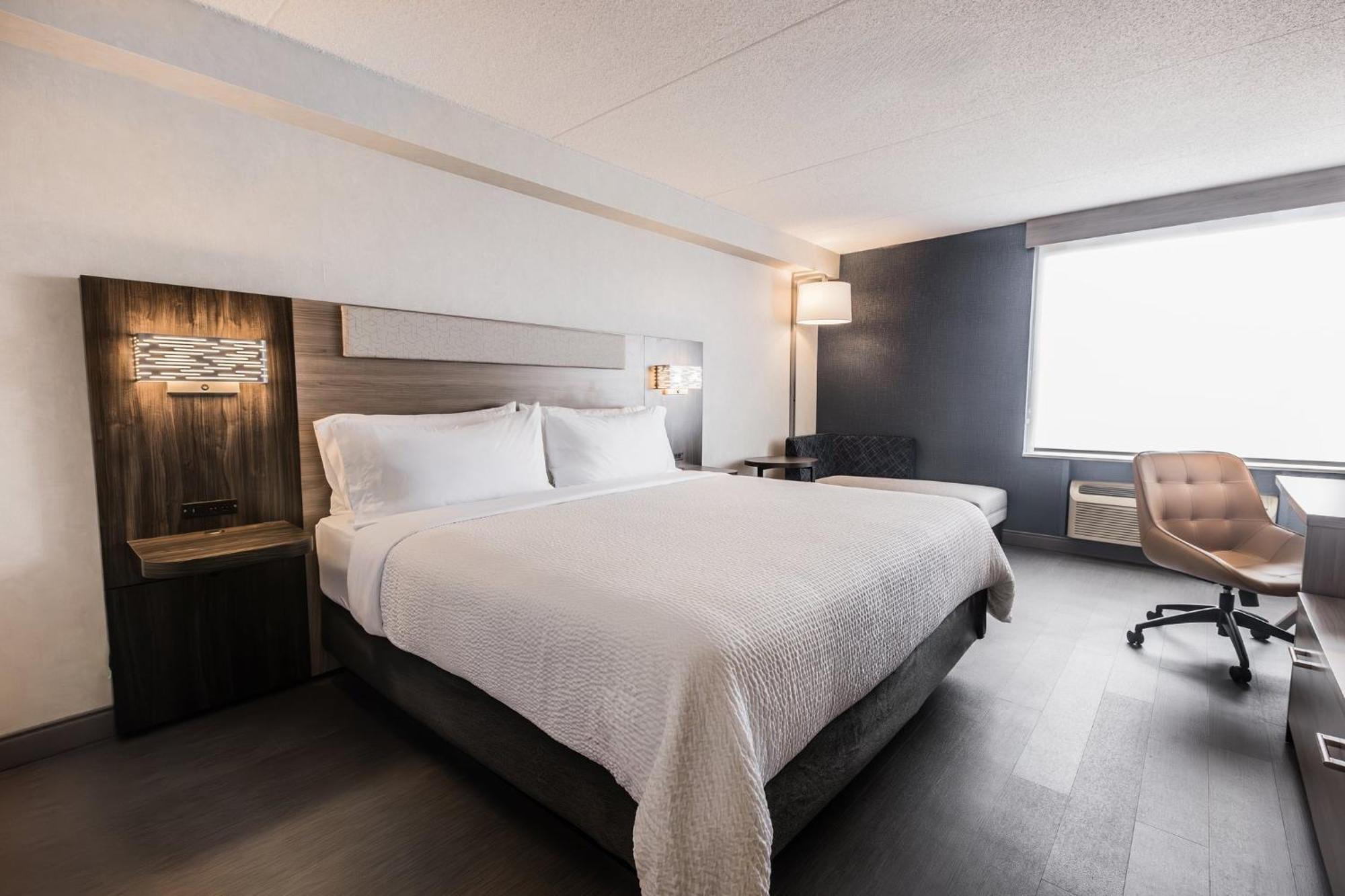 Holiday Inn Express Toronto-North York By Ihg Экстерьер фото