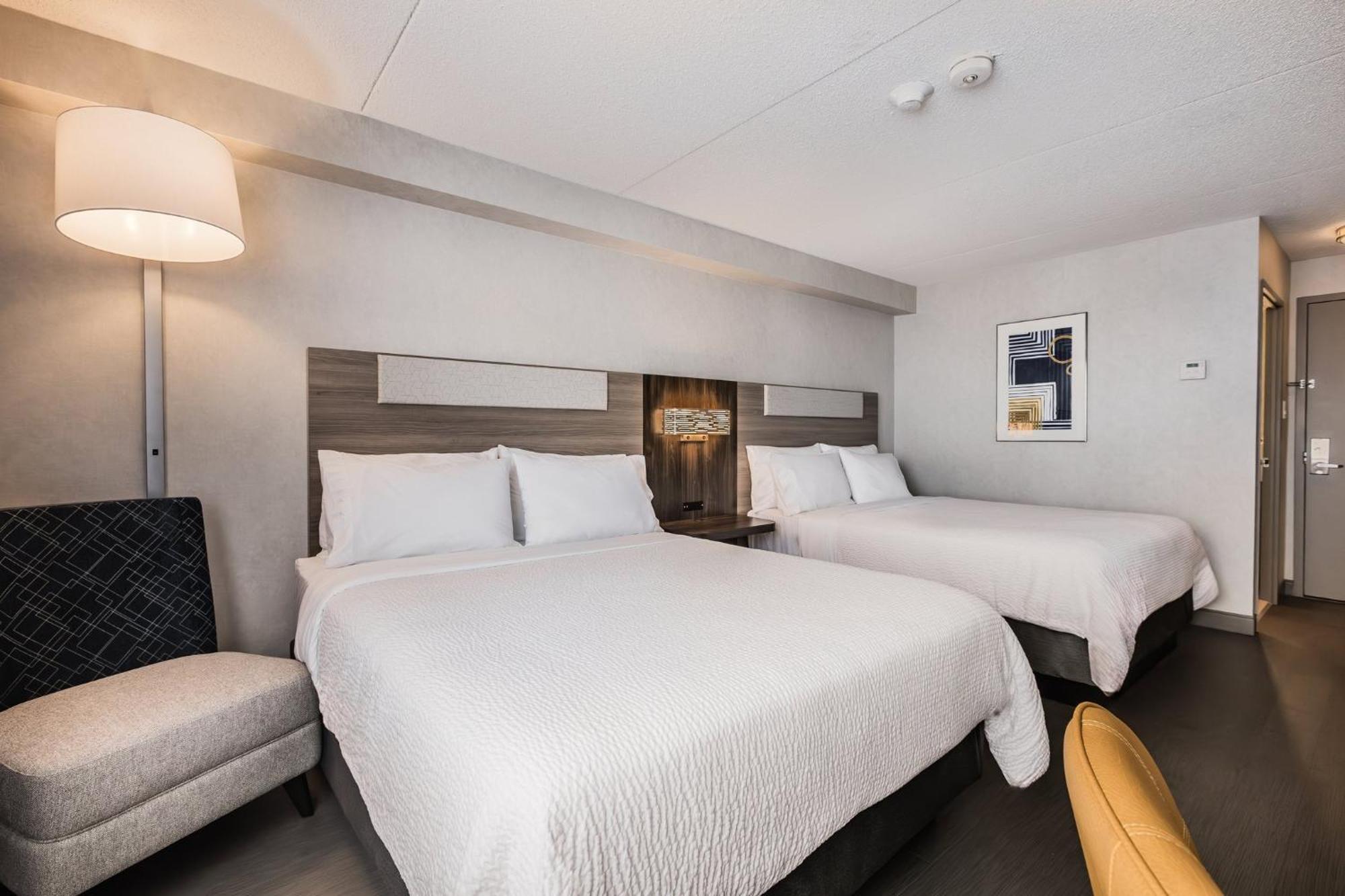 Holiday Inn Express Toronto-North York By Ihg Экстерьер фото