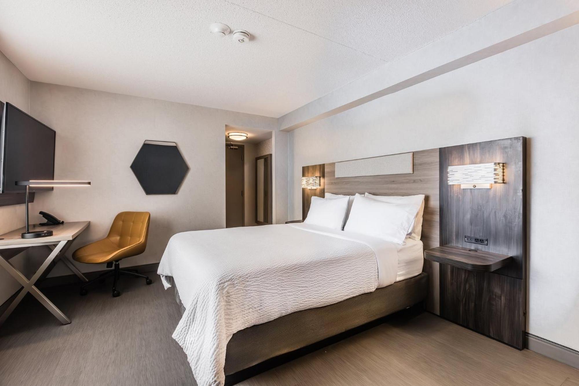 Holiday Inn Express Toronto-North York By Ihg Экстерьер фото