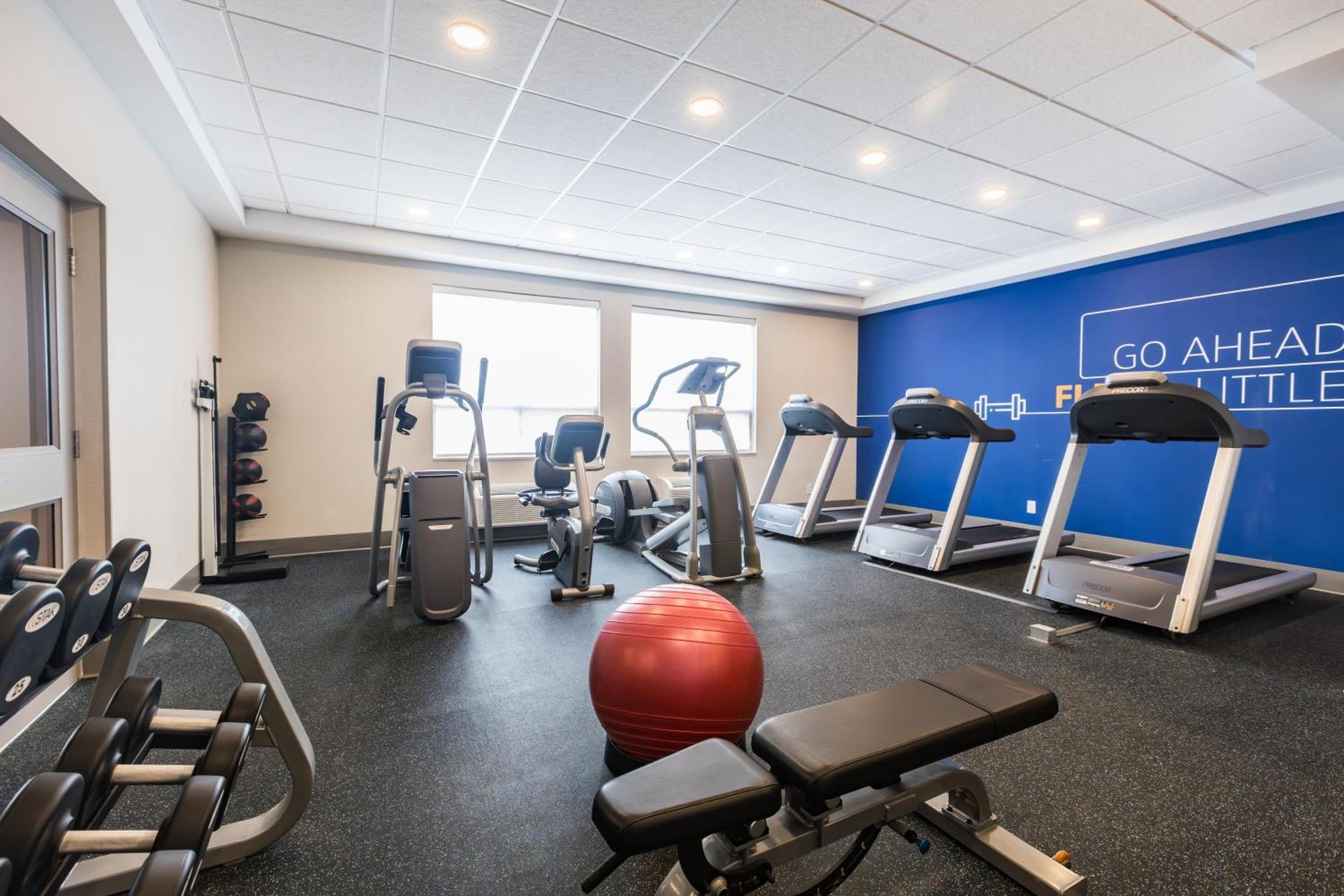 Holiday Inn Express Toronto-North York By Ihg Экстерьер фото