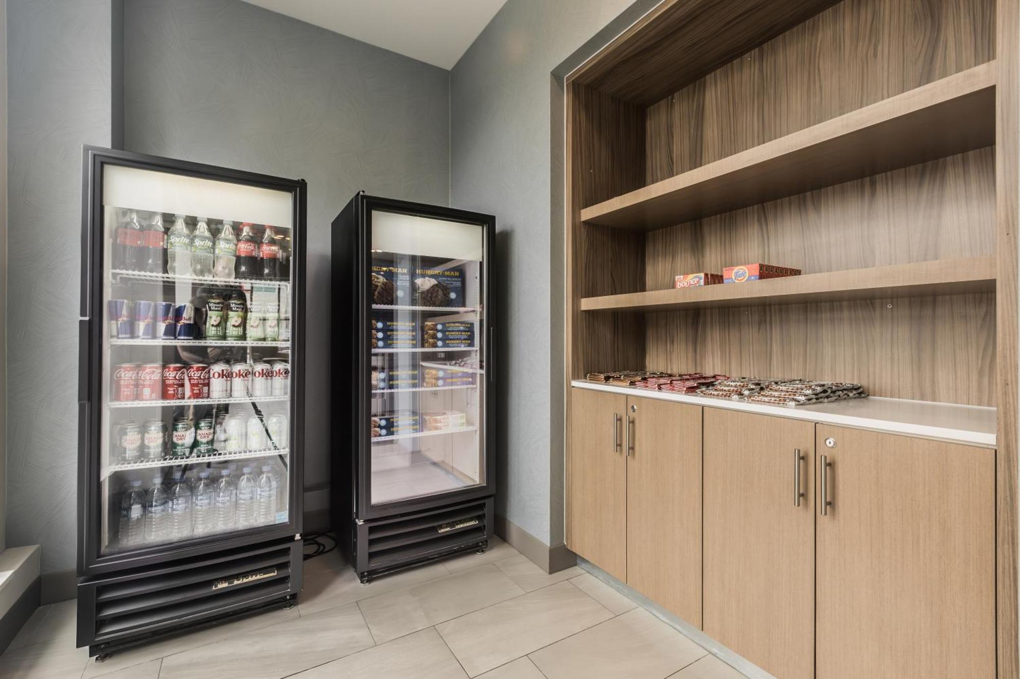 Holiday Inn Express Toronto-North York By Ihg Экстерьер фото